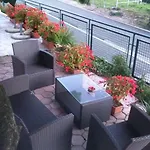 Apartmants Jusic דירה אופטיה